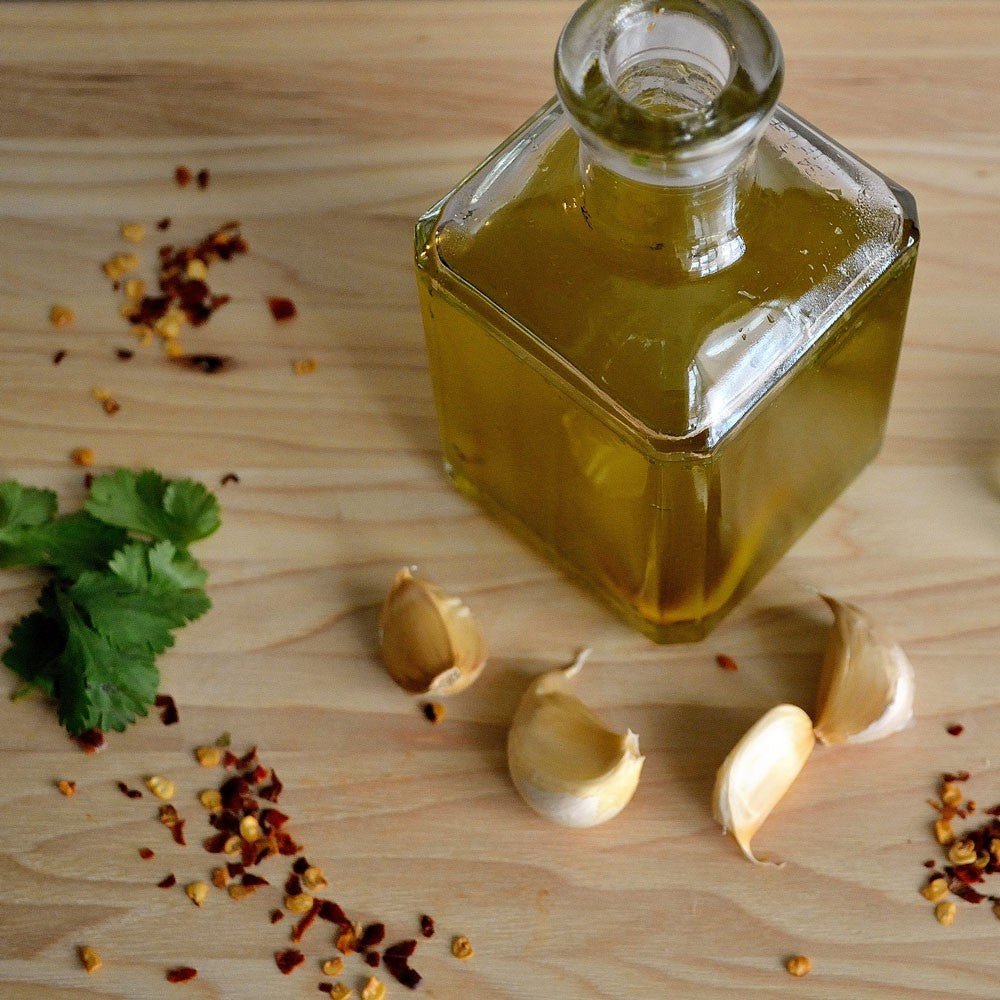 How to make your own flavored olive oil - The Meander Shop