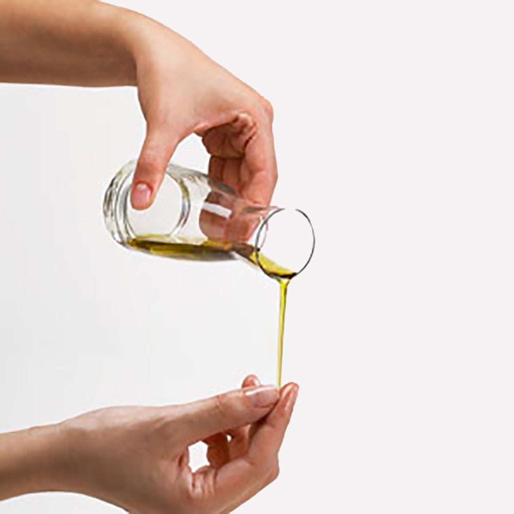Hydration of the skin with olive oil - The Meander Shop